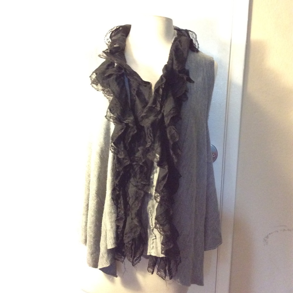 Shrug Cover lace Ruffle top